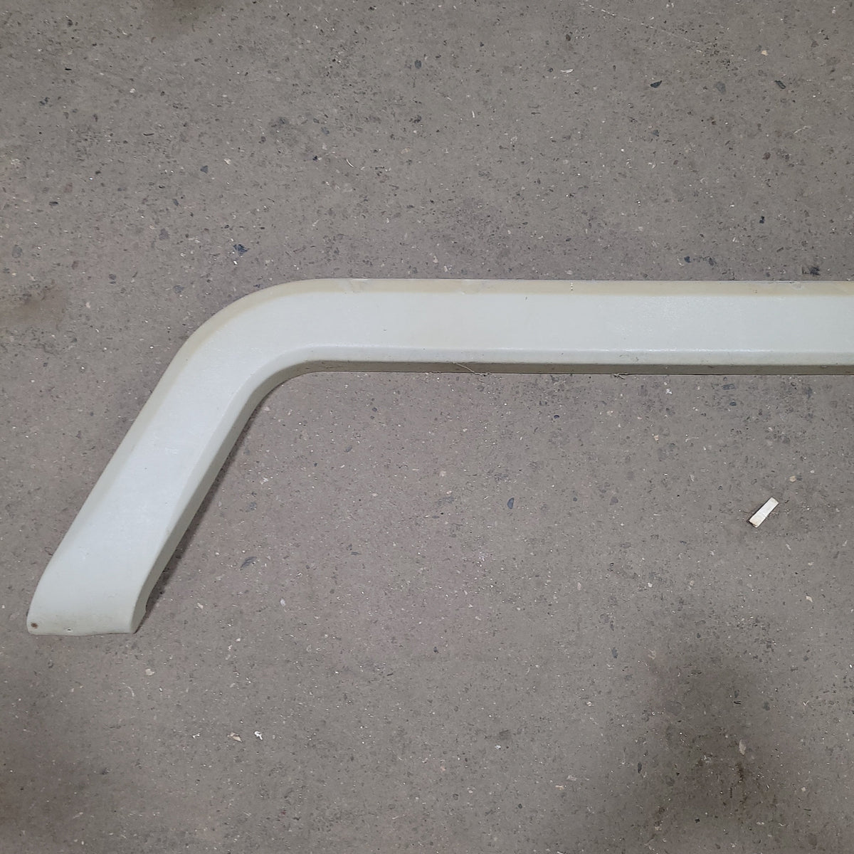 Used Trail-Lite Fender Skirt 47 1/2 X 17