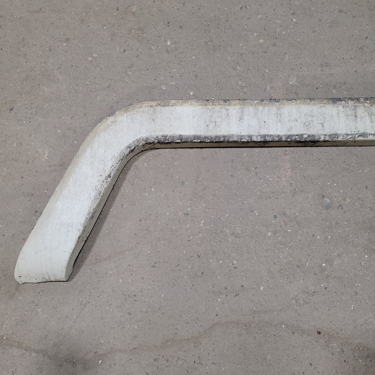 Used Trail-Lite Fender Skirt 47 1/2 X 17