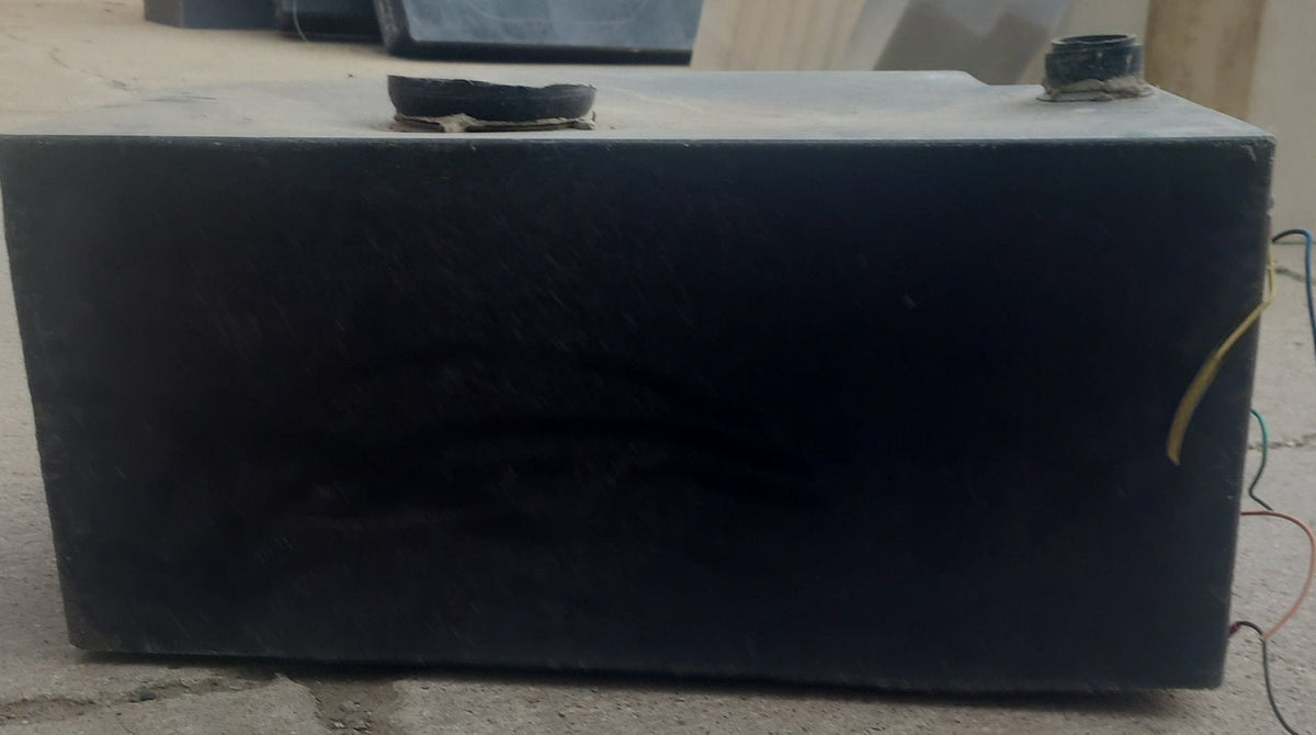 Used Waste/ Black Water Tank 24 1/2 X 16 X 11 3/4