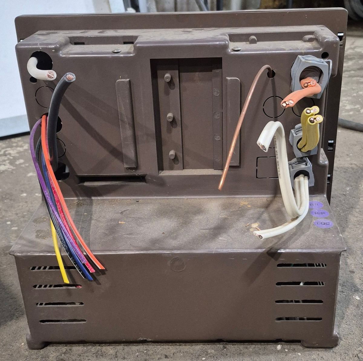 Used WFCO Converter, 30 AMP - WF-8945AN