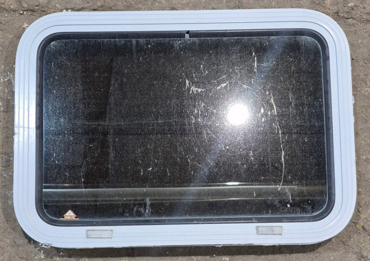 Used White Radius Non Opening Window : 24 W x 16 1/2 H x 1 7/8 D