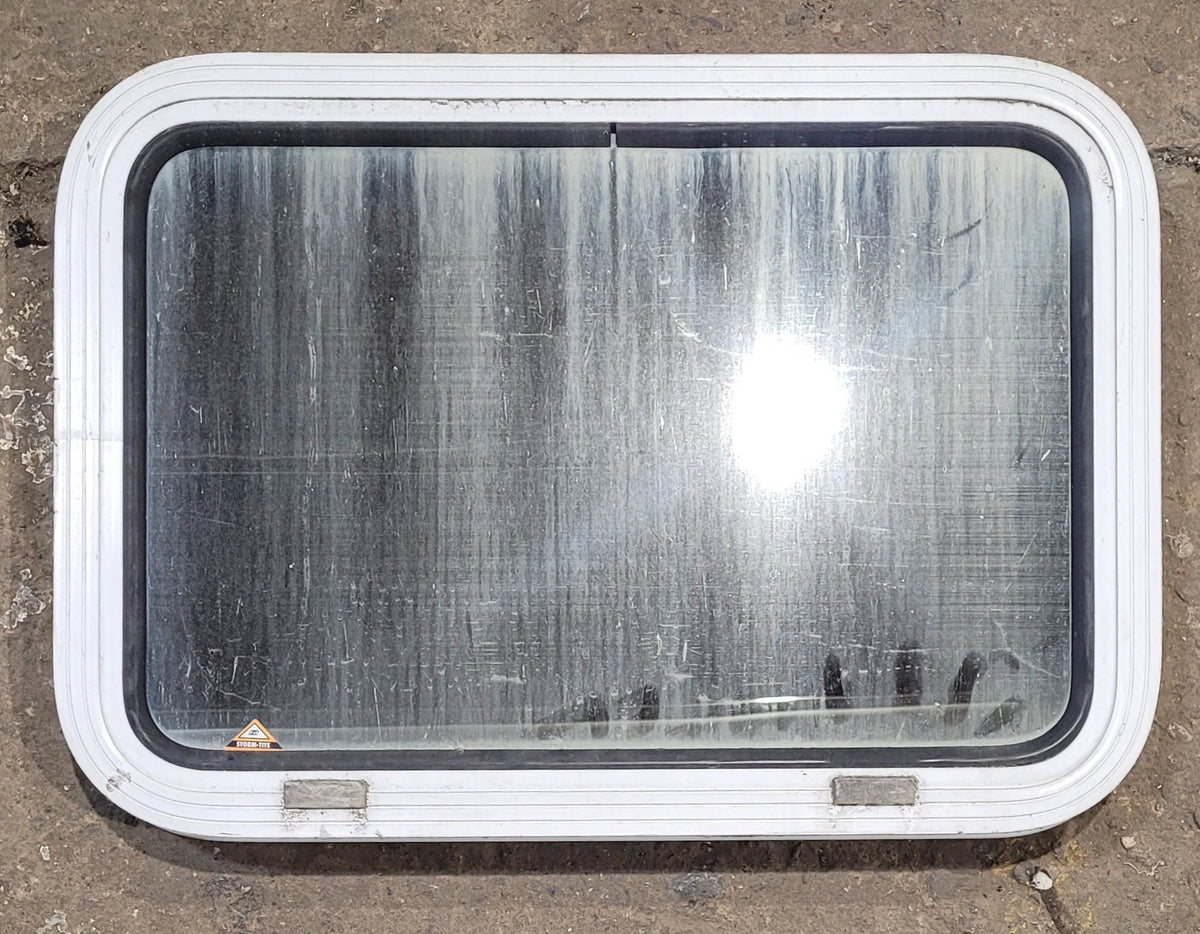Used White Radius Non Opening Window : 24 W x 16 1/2 H x 1 7/8 D