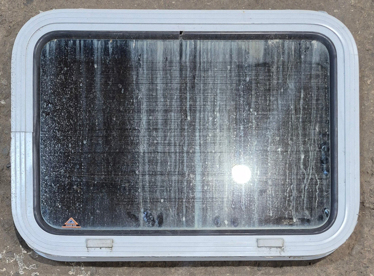 Used White Radius Non Opening Window : 24 W x 16 1/2 H x 1 7/8 D