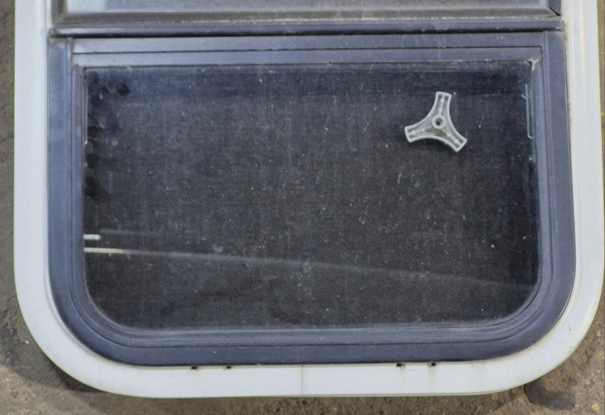 Used White Radius Opening Window : 17 1/4 W x 21 1/4 H x 1 3/4 D