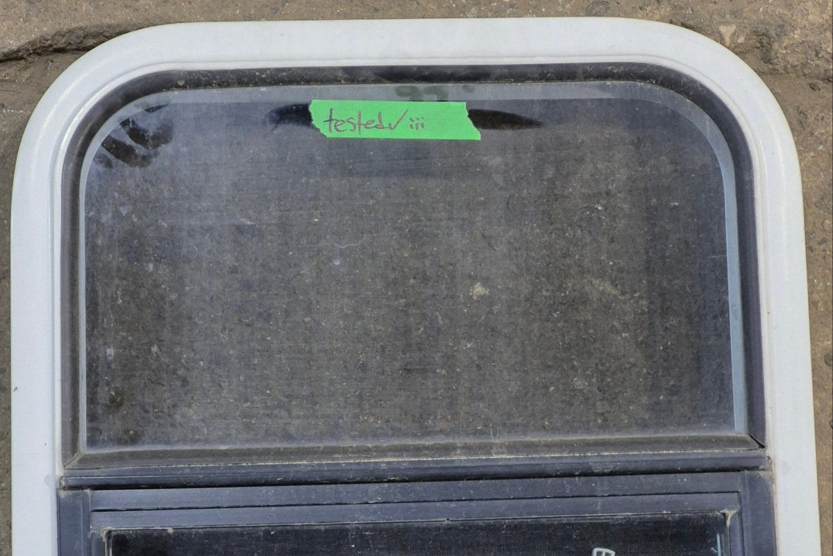 Used White Radius Opening Window : 17 1/4 W x 21 1/4 H x 1 3/4 D