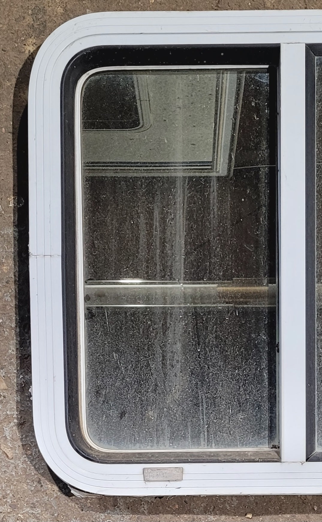 Used White Radius Opening Window : 24 W x 21 1/2 H x 1 7/8 D